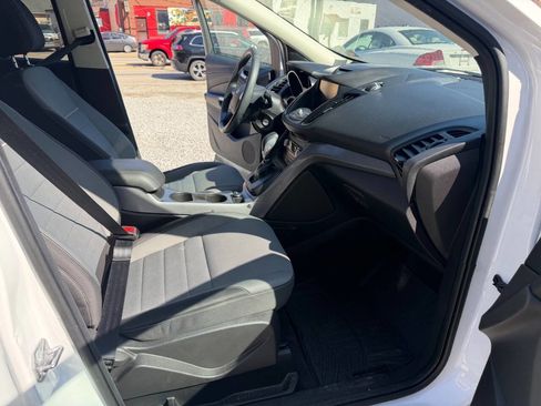 Used 2015 Ford Escape SE w/ Equipment Group 201A image 15
