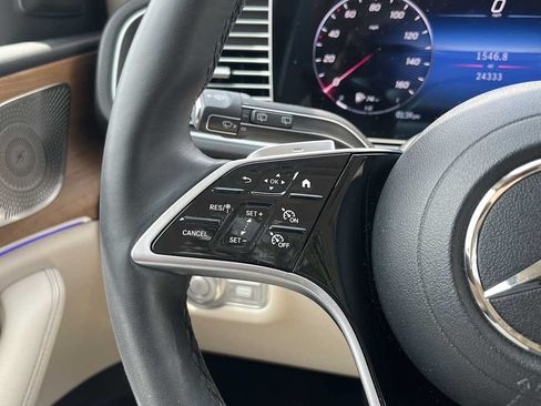 Used 2024 Mercedes-Benz GLE 350 4MATIC image 36