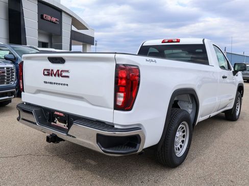 New 2026 GMC Sierra 1500 Pro image 3
