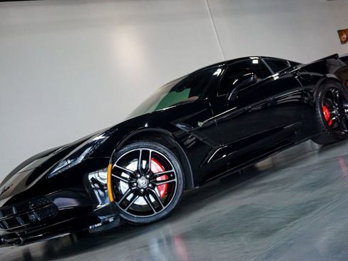 Used 2019 Chevrolet Corvette Stingray Coupe RWD image 82