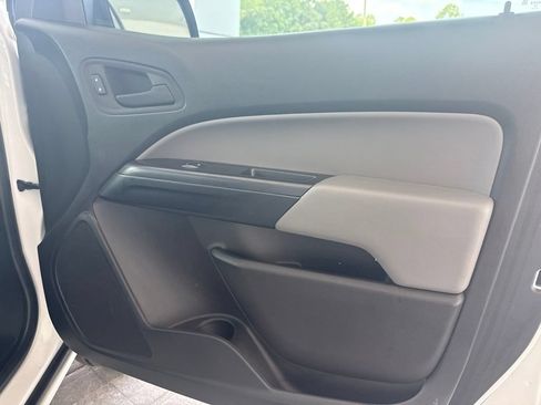 Used 2022 Chevrolet Colorado W/T w/ Custom Special Edition RWD image 24