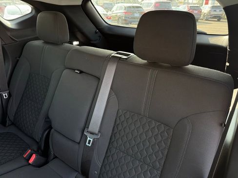 Used 2022 Chevrolet Blazer LT image 10