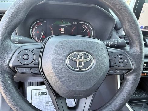 Used 2024 Toyota RAV4 XLE AWD/4WD image 12