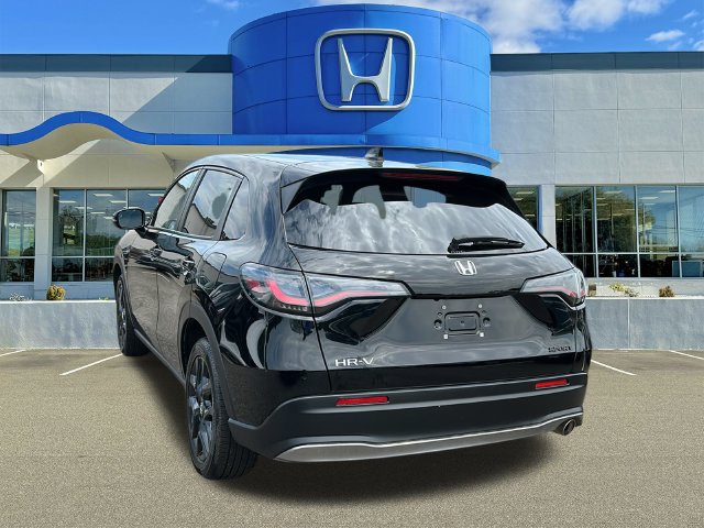 Used 2024 Honda HR-V Sport image 6