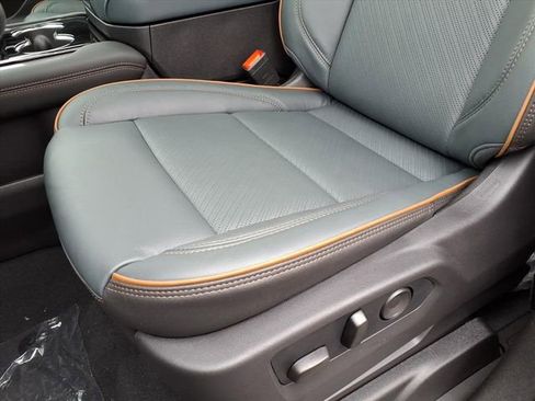 New 2026 GMC Yukon AT4 image 22