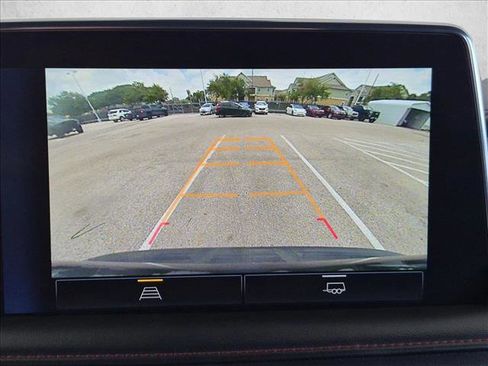 Used 2022 Chevrolet Suburban RST RWD image 13