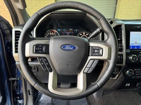 Used 2019 Ford F150 Lariat w/ Trailer Tow Package AWD/4WD image 15