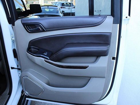 Used 2018 Chevrolet Suburban LS w/ All-Season Package image 23