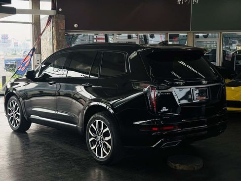 Used 2023 Cadillac XT6 Sport AWD/4WD image 13