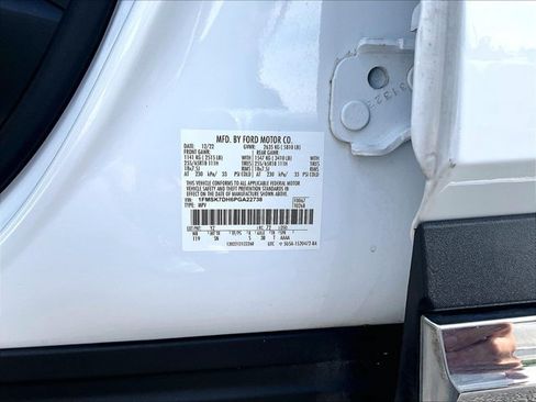 Used 2023 Ford Explorer XLT w/ Equipment Group 202A RWD image 30