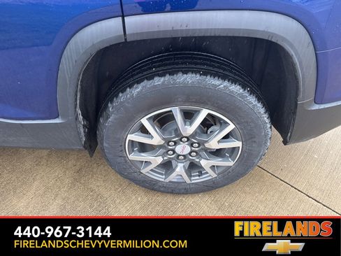 Used 2023 GMC Acadia SLE w/ Driver Convenience Package image 23