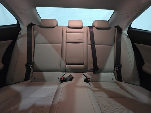 Used 2017 Lexus IS 300 AWD image 15