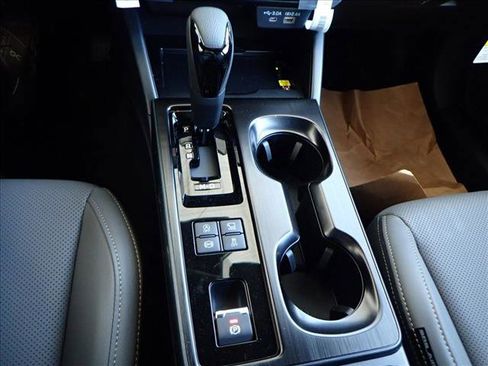 New 2026 Subaru Outback Limited XT w/ Premium/Limited Plus Package image 23