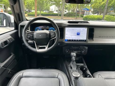 New 2026 Ford Bronco Outer Banks AWD/4WD image 21