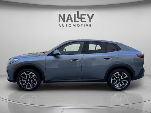 Used 2025 BMW X2 xDrive28i image 2