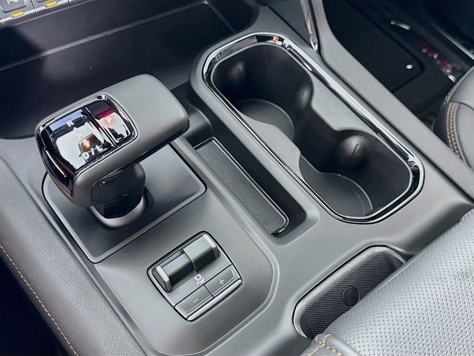 New 2026 GMC Sierra 1500 AT4 w/ AT4 Premium Package AWD/4WD image 11