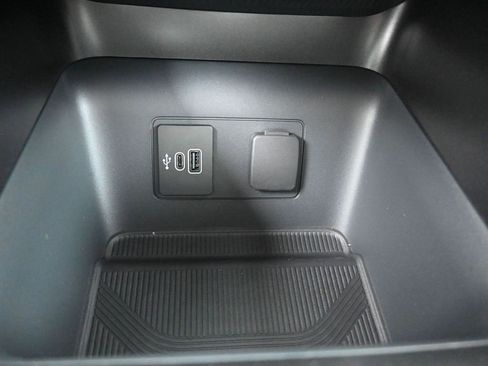 New 2026 Ford Explorer Active image 29