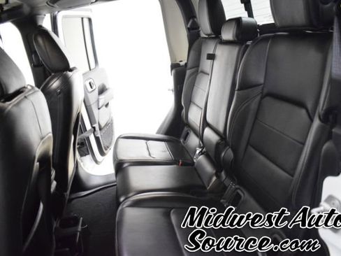 Used 2020 Jeep Gladiator Overland image 23