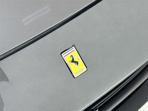 Used 2020 Ferrari Portofino image 35