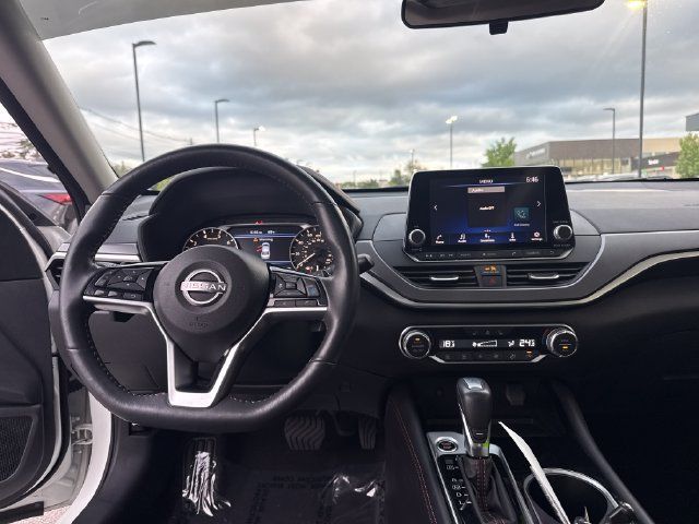 Certified 2023 Nissan Altima 2.5 SR AWD/4WD image 15