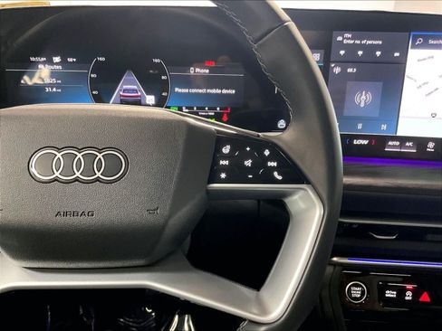 Certified 2025 Audi Q5 Premium Plus w/ Premium Plus AWD/4WD image 20