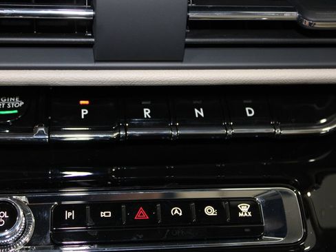 New 2026 Lincoln Corsair Premiere image 44