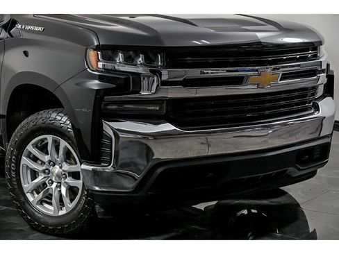 Used 2019 Chevrolet Silverado 1500 LT w/ All-Star Edition AWD/4WD image 2