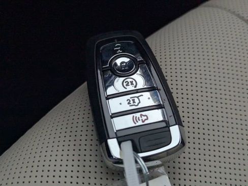 New 2026 Lincoln Corsair Grand Touring image 27