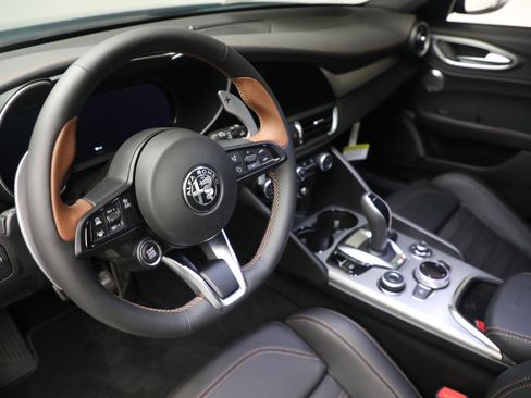 New 2025 Alfa Romeo Giulia AWD w/ Driving Assist Package image 13