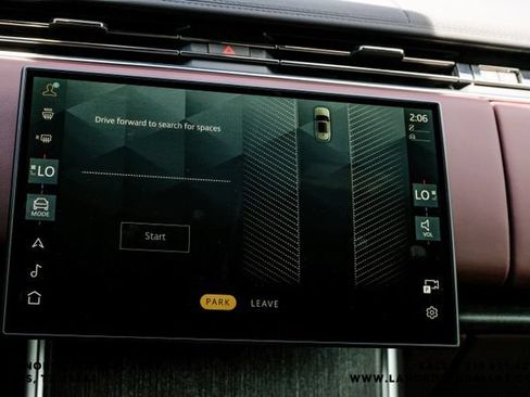 New 2026 Land Rover Range Rover SE AWD/4WD image 32
