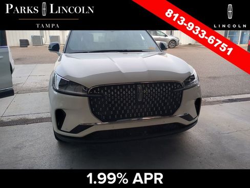 Certified 2026 Lincoln Aviator Reserve w/ Luxury Package RWD image 5