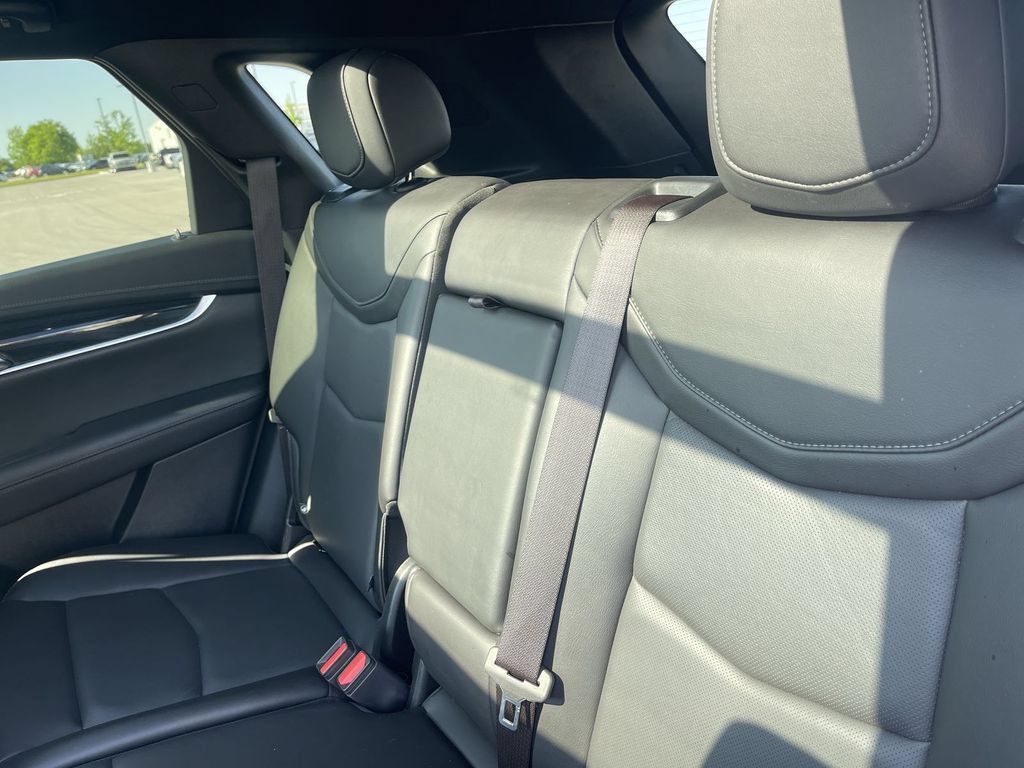 Used 2024 Cadillac XT5 Premium Luxury AWD/4WD image 40