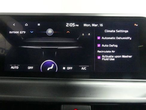 Used 2025 Kia Seltos S image 41