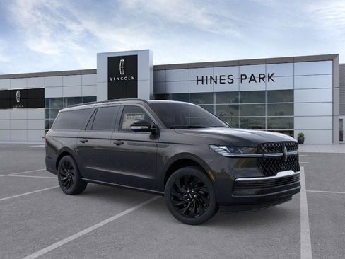 New 2026 Lincoln Navigator L Reserve w/ Jet Appearance Package image 7