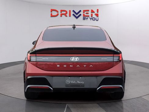 Used 2024 Hyundai Sonata SEL FWD image 4