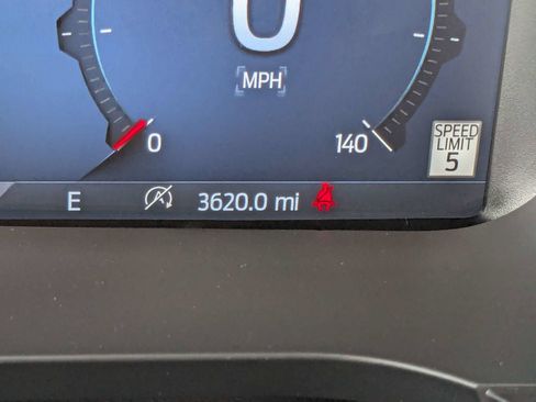 Used 2025 Ford F150 Raptor AWD/4WD image 33