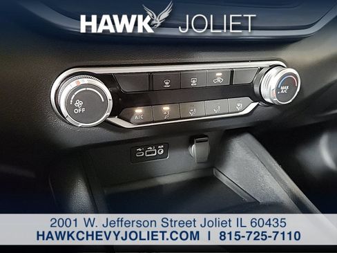 Used 2025 Nissan Altima 2.5 SV FWD image 18