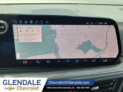 Certified 2025 Chevrolet Suburban Z71 AWD/4WD image 28