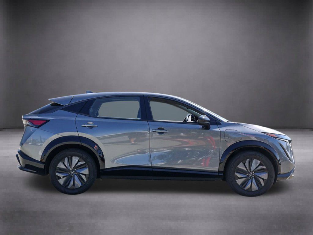 Used 2024 Nissan Ariya AWD image 3