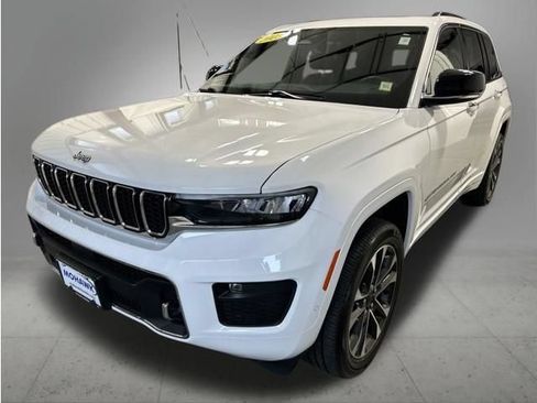 Used 2023 Jeep Grand Cherokee Overland AWD/4WD image 1