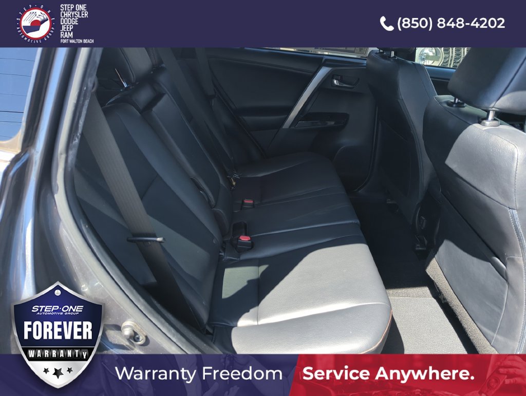 Used 2018 Toyota RAV4 SE w/ Power Extra Value Package FWD image 33