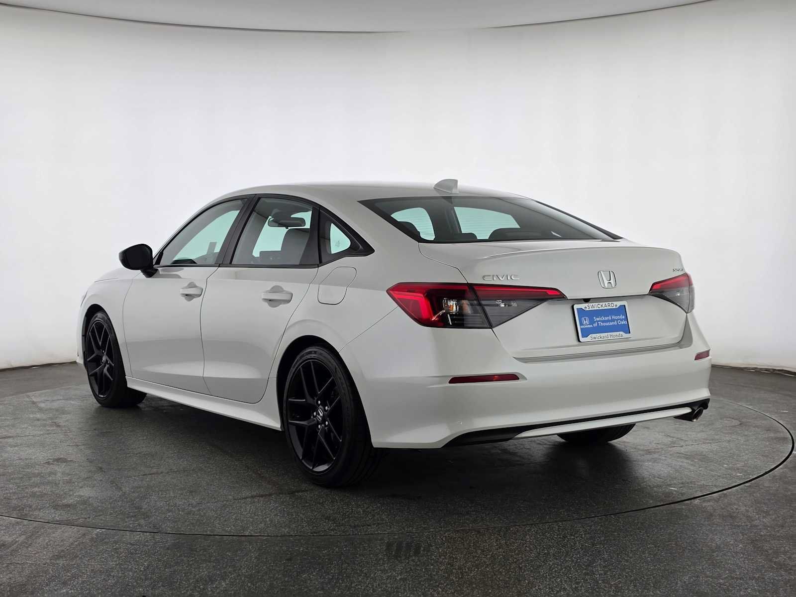 Used 2024 Honda Civic Sport image 5