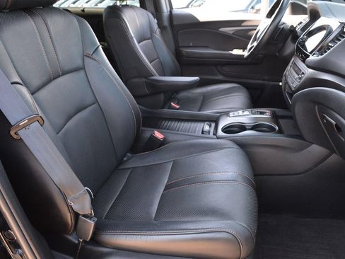 Used 2023 Honda Passport TrailSport image 19