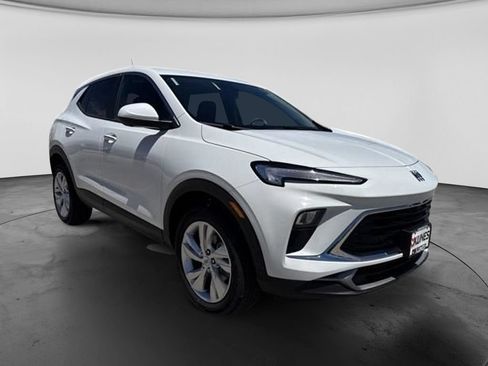New 2026 Buick Encore GX Preferred w/ Advanced Technology Package AWD/4WD image 4