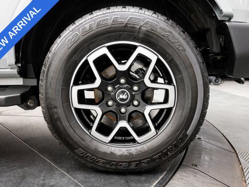 Used 2024 Ford Bronco Outer Banks AWD/4WD image 38