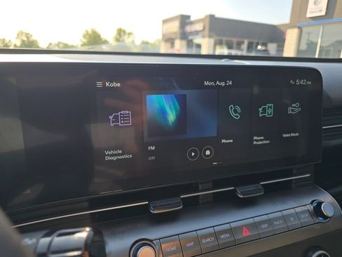 Used 2025 Hyundai Kona SE FWD image 23