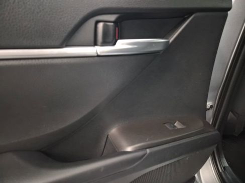 Used 2022 Toyota Camry LE image 36