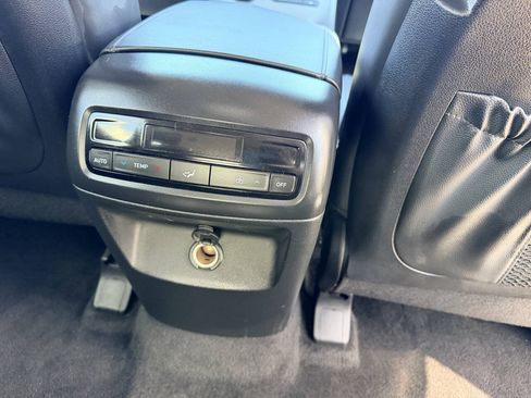 Used 2024 Hyundai Palisade SEL FWD image 24