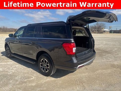 Used 2024 Ford Expedition Max XLT image 4