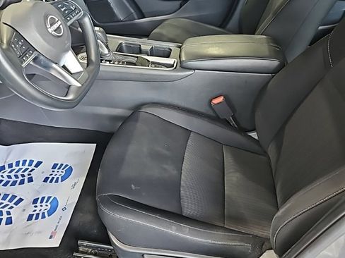 Used 2024 Nissan Sentra SV image 26